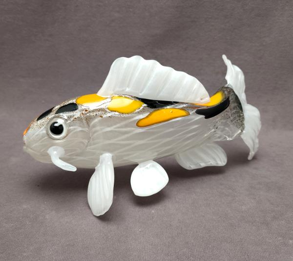 #08162202 koi fish 5''Hx10''Lx5''W $300