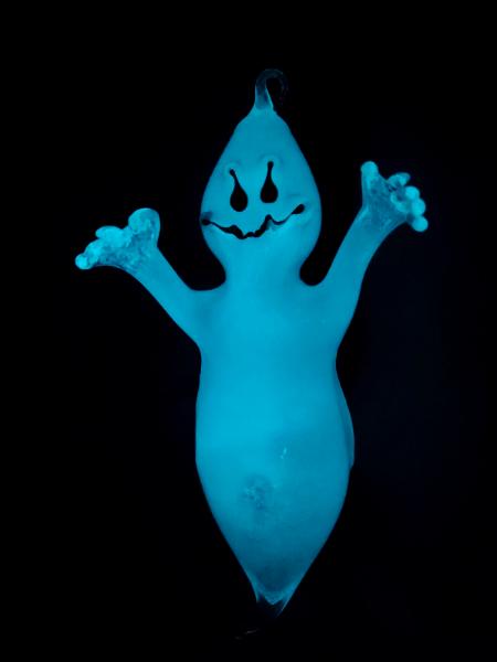 Schack#882 #09222311 GLOW IN THE DARK  hanging ghost 8.5''Hx5''W $150