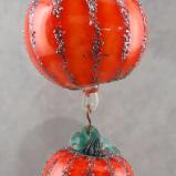 #09232402  hanging 3 pumpkins SM, MED, LG 18''HX6''W $200.00