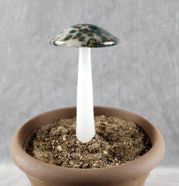 #04122435 GLOW IN THE DARK mushroom on glass stake 7''H x 4''W $80