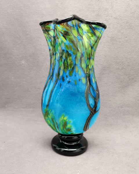 Schach#888 #04102311 tree vase 12''Hx6''W $270