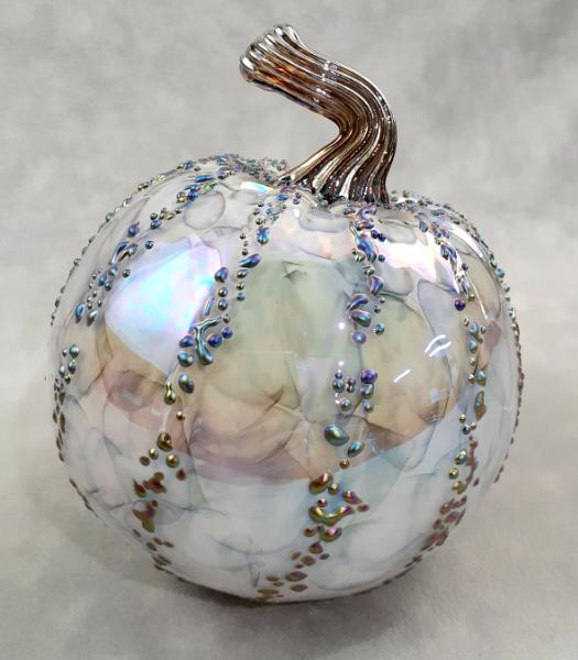 #09222523 Pumpkin Med 4'' to 5'' Iridised $55.00
