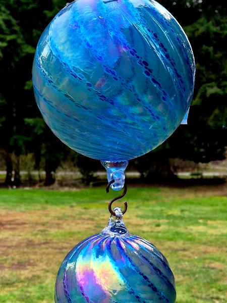 #02202601 Three Hanging Ball Sculpture LG-5.75'' Med-4.75'' Sm-3.75'' 20'' long Iridised $150.00