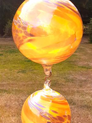 #07302512 Three Hanging Ball Sculpture Lg-7'' Med-5.5'' Sm-4.5'' Long-24'' $180.00